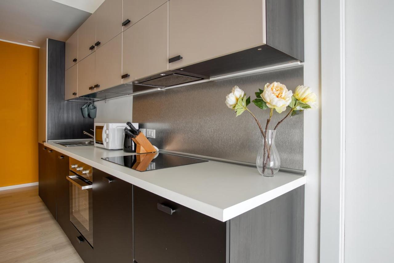 Joivy Vibrant 2Bed Apt With Balcony ミラノ エクステリア 写真