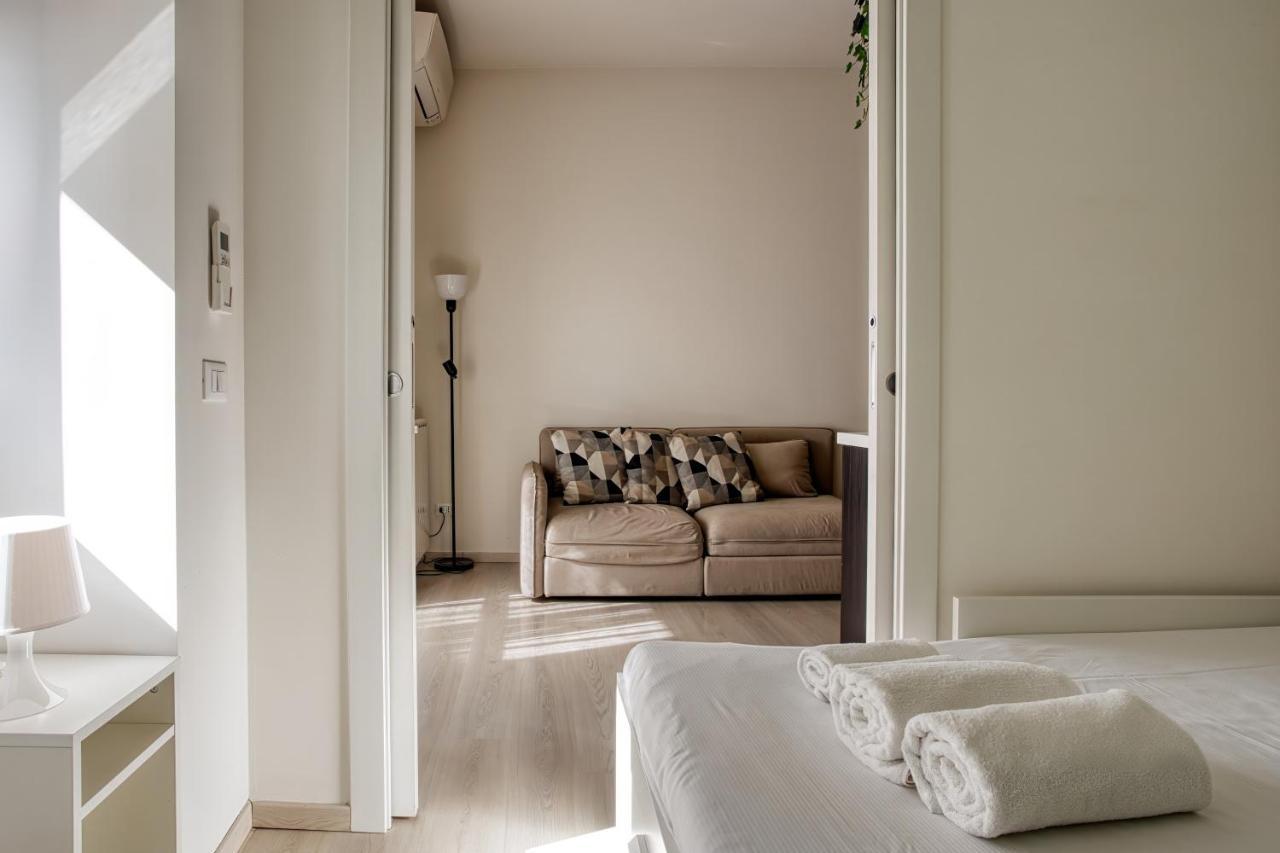 Joivy Vibrant 2Bed Apt With Balcony ミラノ エクステリア 写真